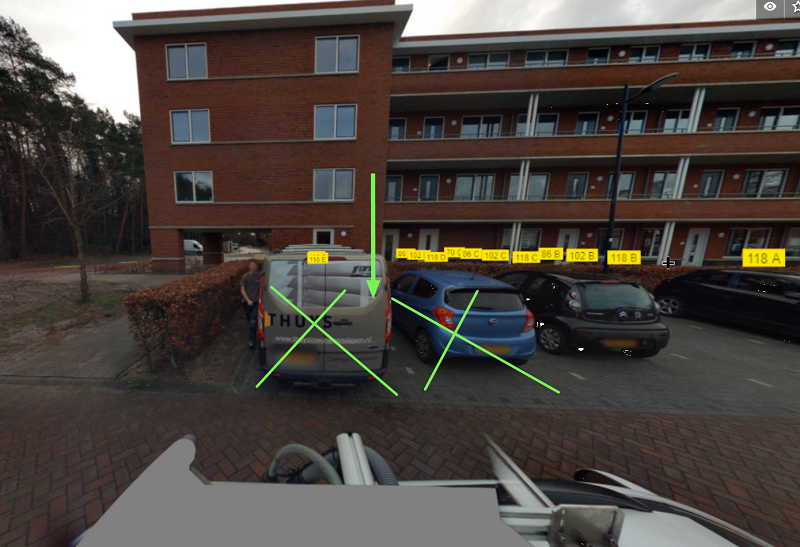 Locatie Kometenlaan met 2 groene kruisen waar e-laadpalen worden geplaatst