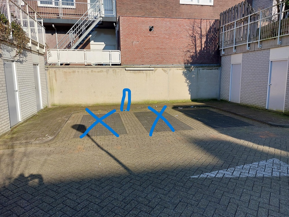 2 parkeerplaatsen t.h.v. Cronjelaan 84
