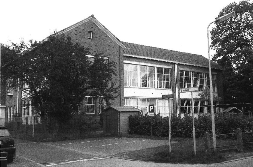 46-01.jpg