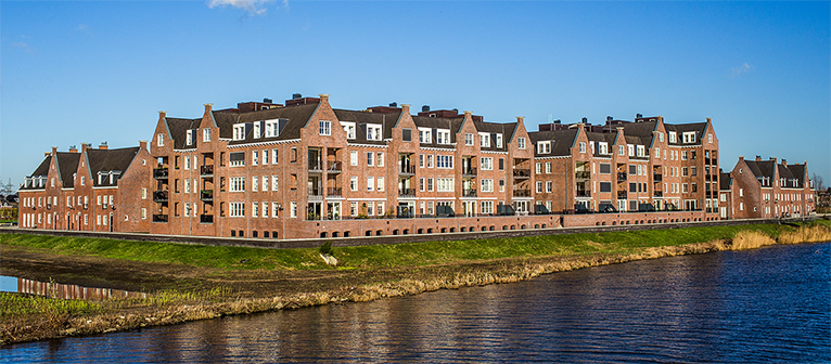 foto van woningbouwcomplex in Geertruidenberg