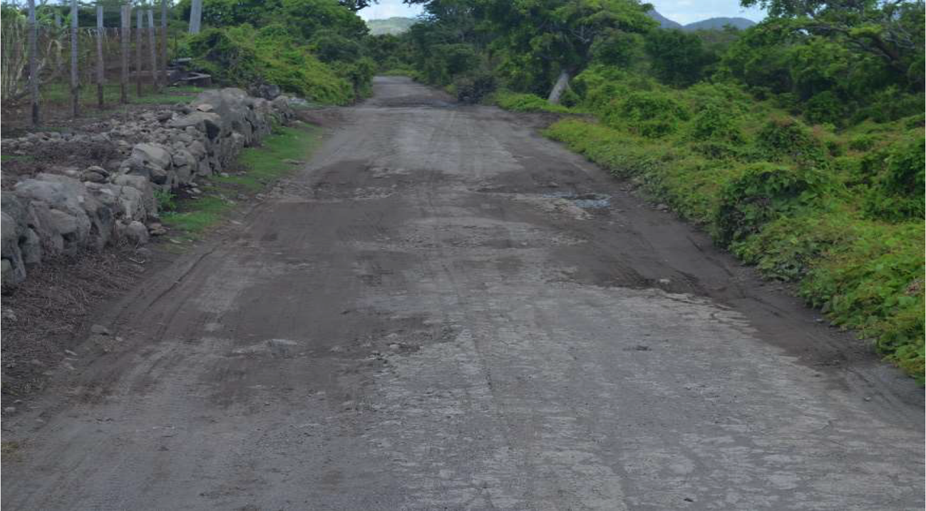 De staat van onderhoud (september jl.) van de Road Behind the Mountain.