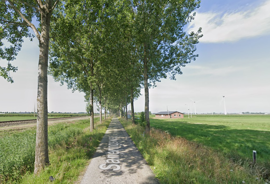 Afbeelding 2.4 Onderzoekslocatie bezien vanaf de Saneringsweg