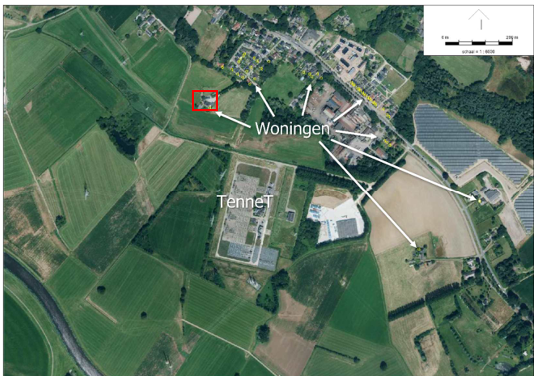 Ligging hoogspanningsstation ten opzichte van omliggende woningen. Rood omlijnd is de dichtstbijzijnde woning op 150 meter afstand.