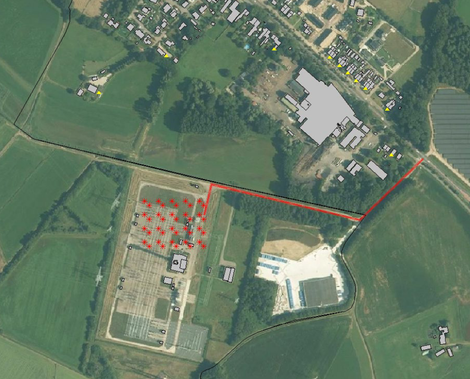 luchtfoto van het hoogspanningsstation met daarop ligging van toetslocaties voor luchtkwaliteit